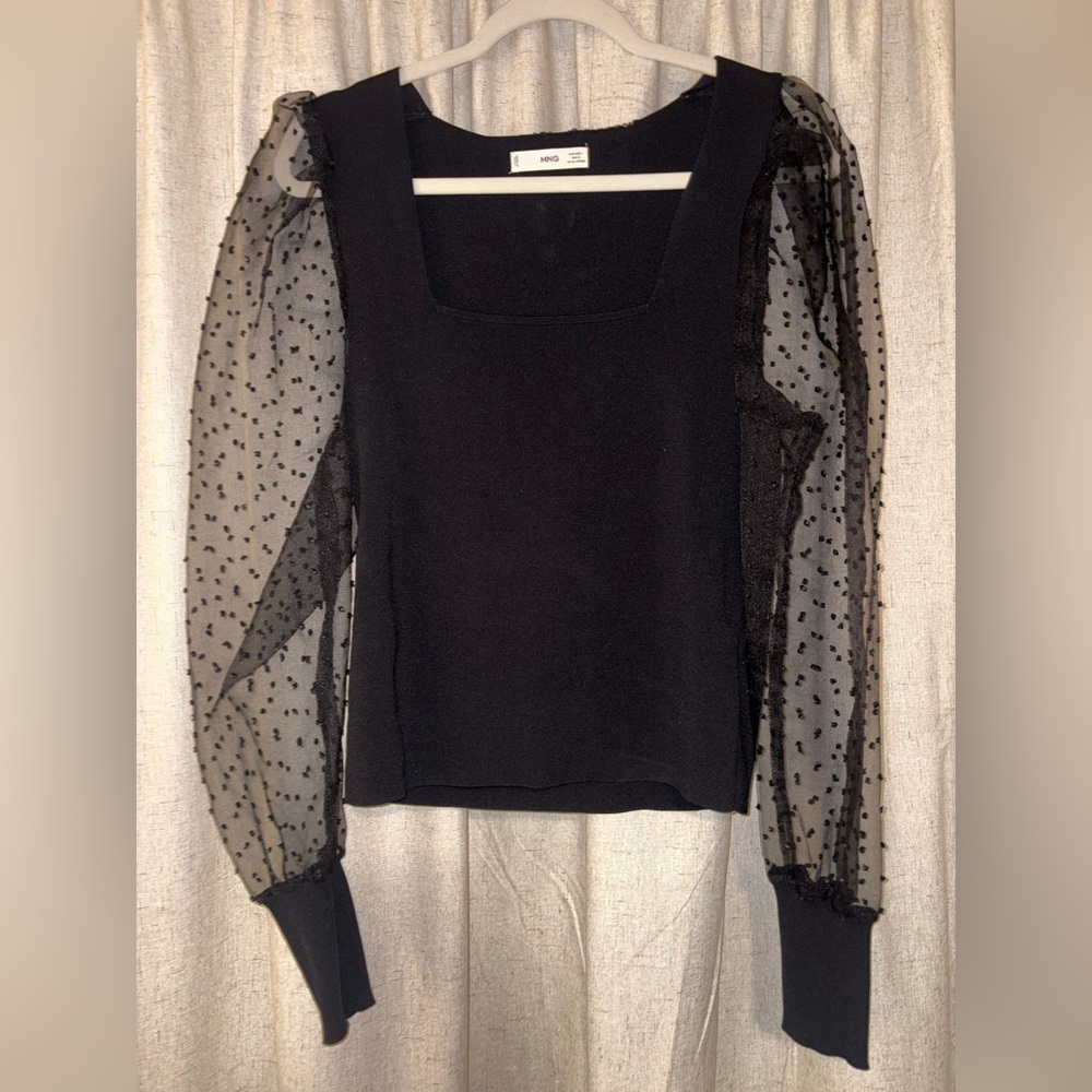 Mango Black Top